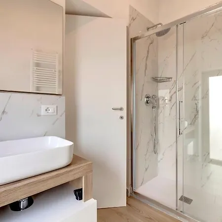 Apartament Si *